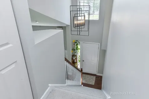 606 Berkshire Court Oswego IL 60543