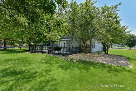 606 Berkshire Court Oswego IL 60543