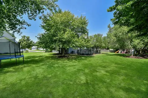 606 Berkshire Court Oswego IL 60543
