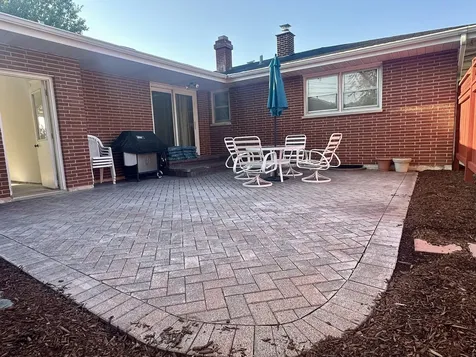 305 North Timothy Lane Mchenry IL 60050