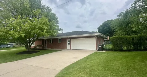 305 North Timothy Lane Mchenry IL 60050