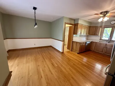 305 North Timothy Lane Mchenry IL 60050