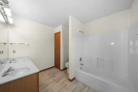 345B Warren Street Somonauk IL 60552