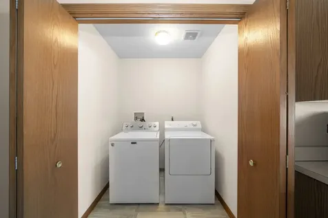 345B Warren Street Somonauk IL 60552