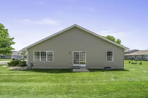 345B Warren Street Somonauk IL 60552