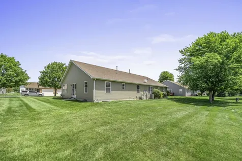 345B Warren Street Somonauk IL 60552