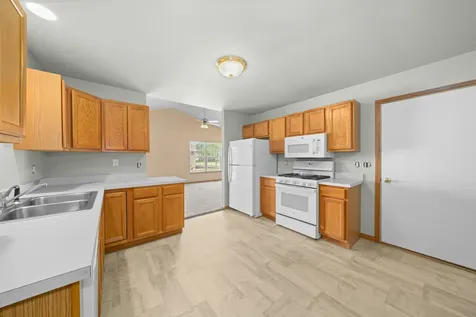 345B Warren Street Somonauk IL 60552