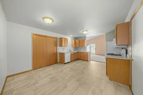 345B Warren Street Somonauk IL 60552