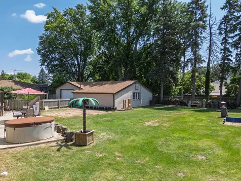 4437 Richmond Road Ringwood IL 60072