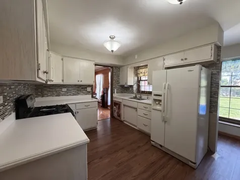 4437 Richmond Road Ringwood IL 60072
