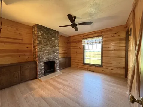 4437 Richmond Road Ringwood IL 60072