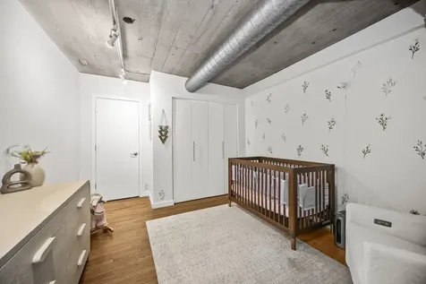 17 North Loomis Street Chicago IL 60607