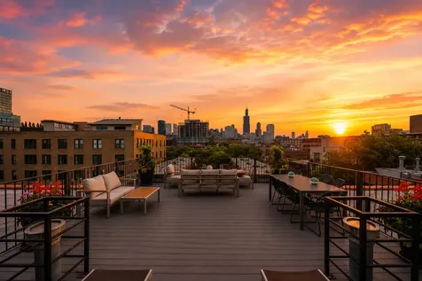 17 North Loomis Street Chicago IL 60607