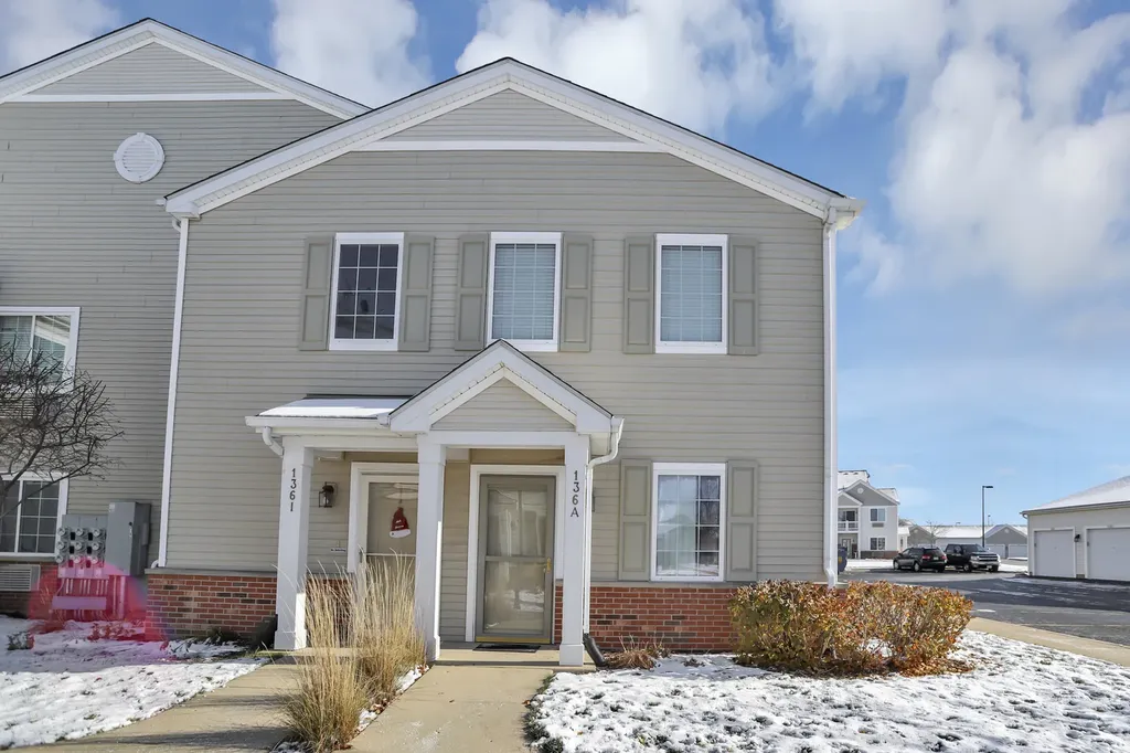 136 Bertram Drive Yorkville IL 60560