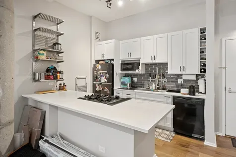130 South Canal Street Chicago IL 60606