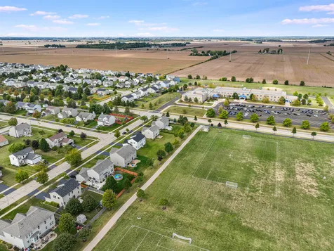 4534 Marquette Street Yorkville IL 60560