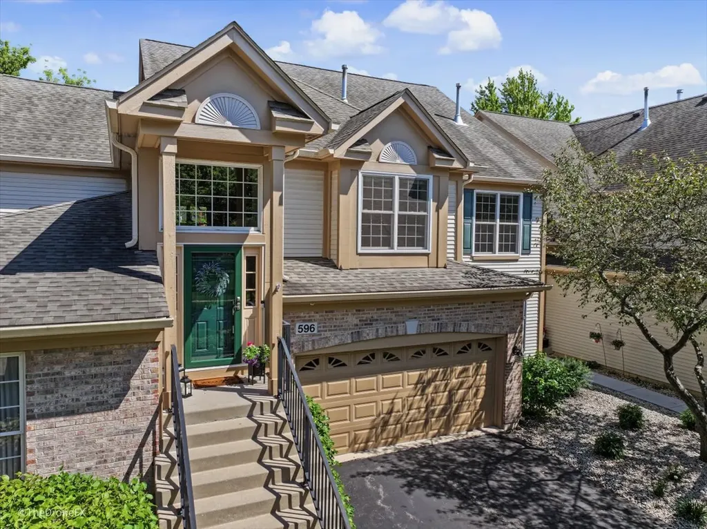 596 Harlowe Lane Naperville IL 60565