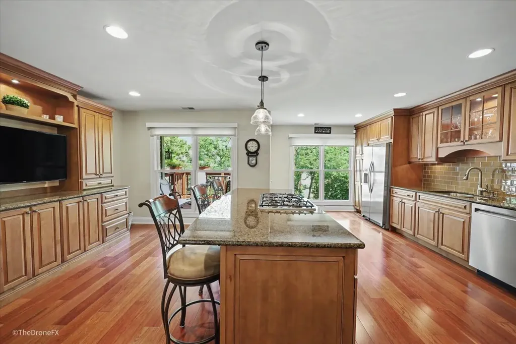 596 Harlowe Lane Naperville IL 60565