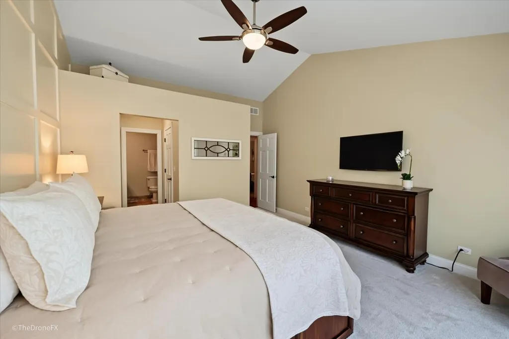 596 Harlowe Lane Naperville IL 60565