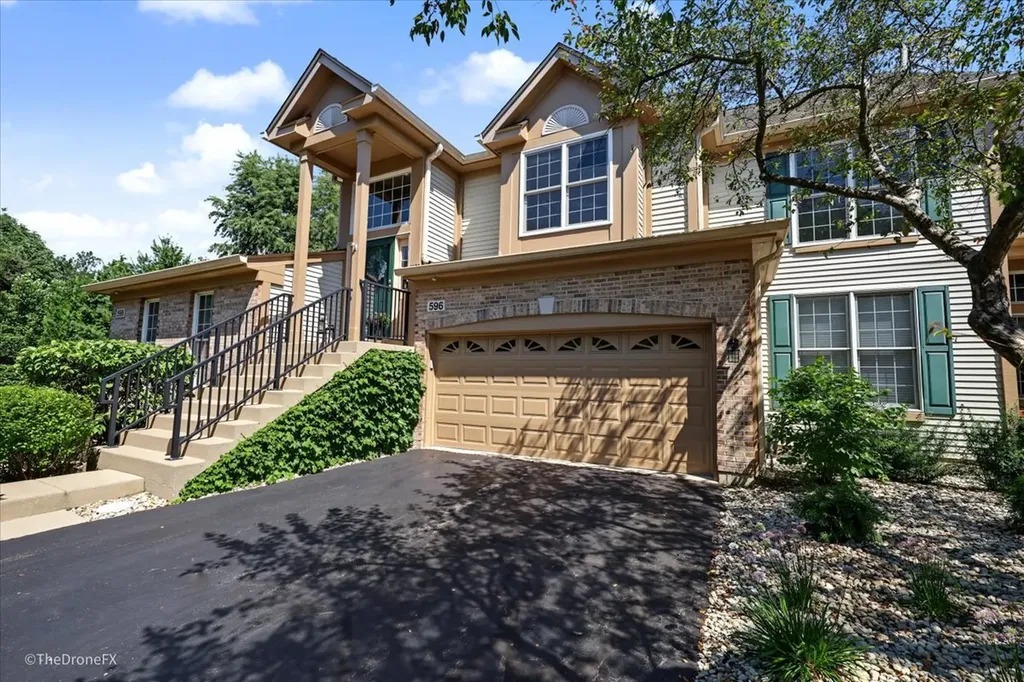 596 Harlowe Lane Naperville IL 60565