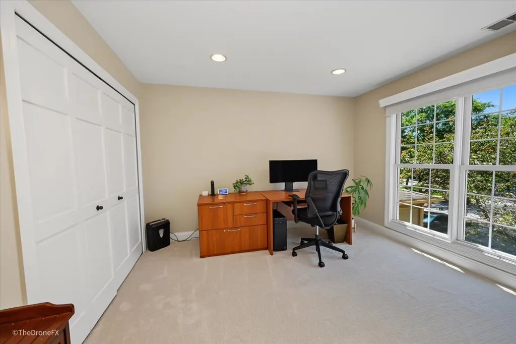 596 Harlowe Lane Naperville IL 60565