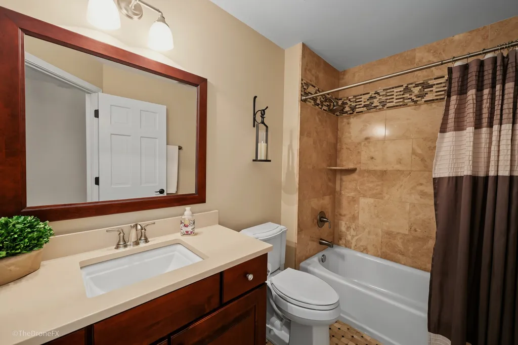 596 Harlowe Lane Naperville IL 60565