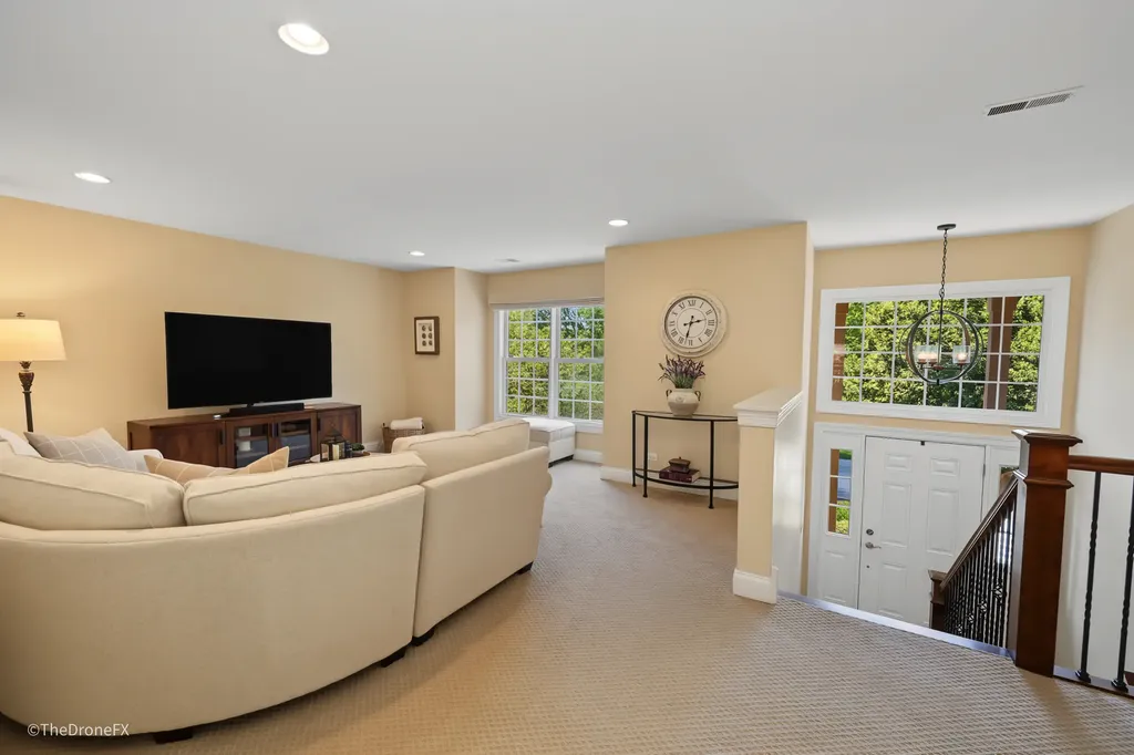 596 Harlowe Lane Naperville IL 60565