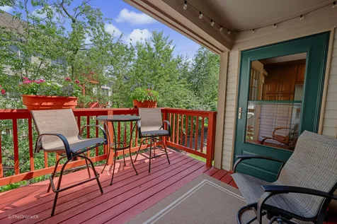 596 Harlowe Lane Naperville IL 60565