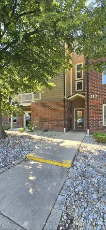 210 Glengarry Drive Bloomingdale IL 60108