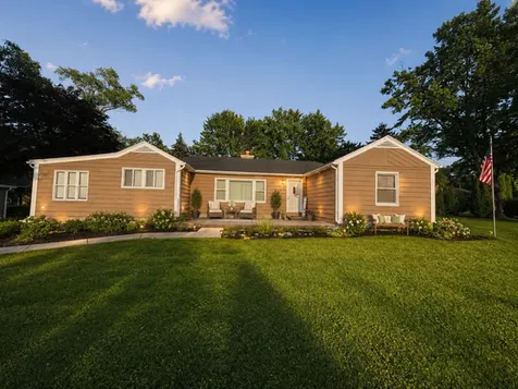 301 Hillside Avenue Prospect Heights IL 60070
