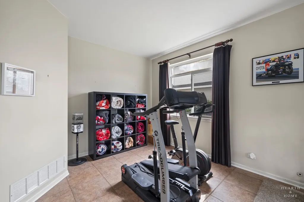 521 Winslow Way Lake In The Hills IL 60156