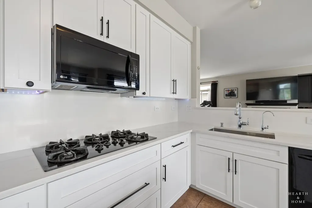 521 Winslow Way Lake In The Hills IL 60156