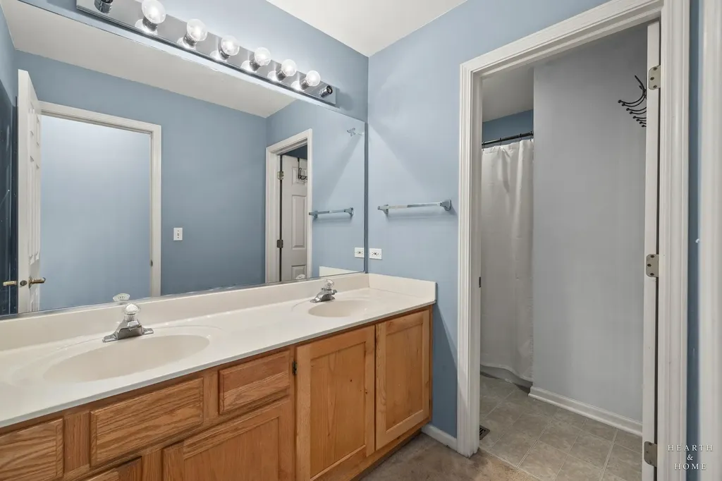 521 Winslow Way Lake In The Hills IL 60156