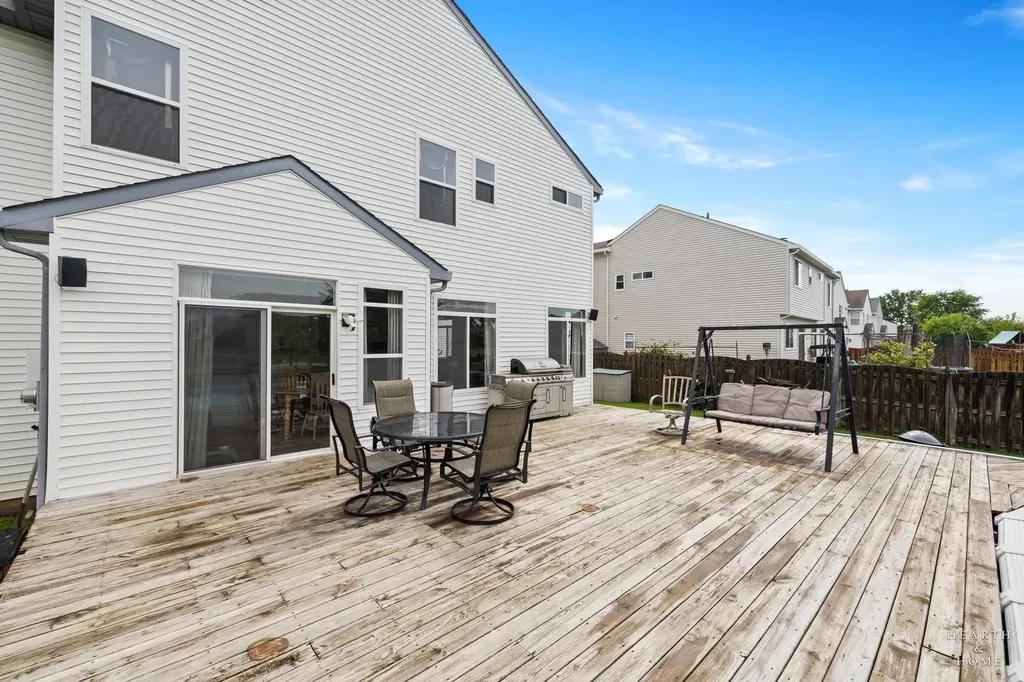 521 Winslow Way Lake In The Hills IL 60156