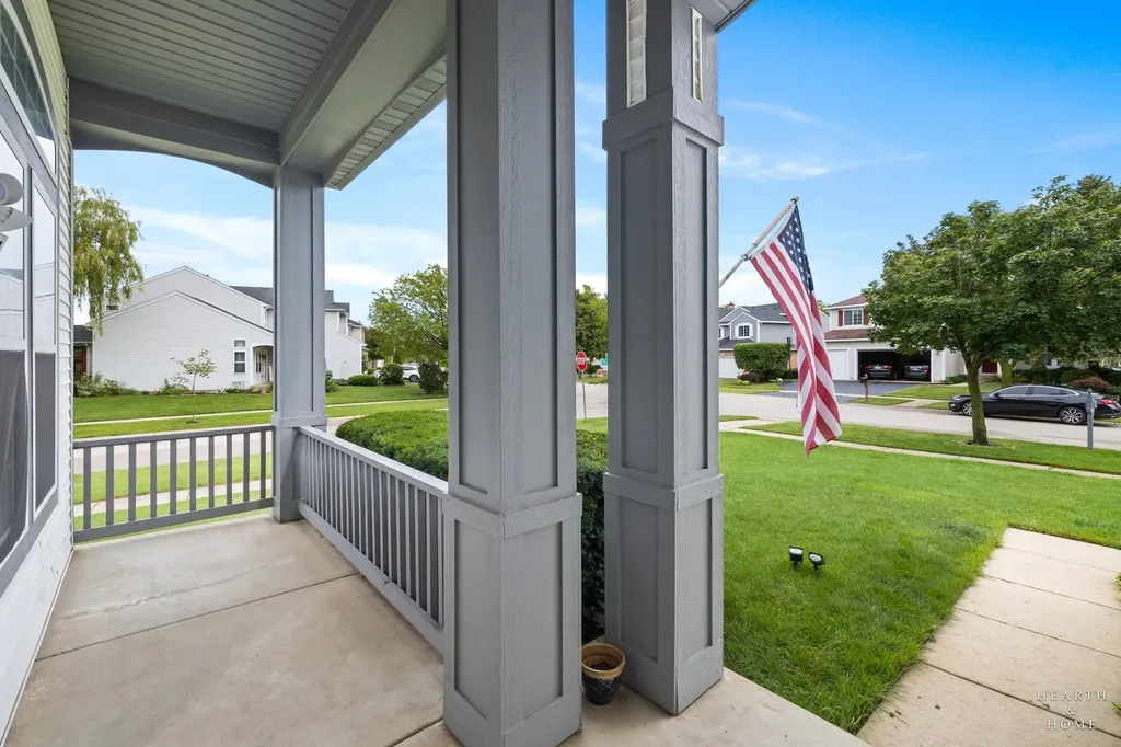 521 Winslow Way Lake In The Hills IL 60156