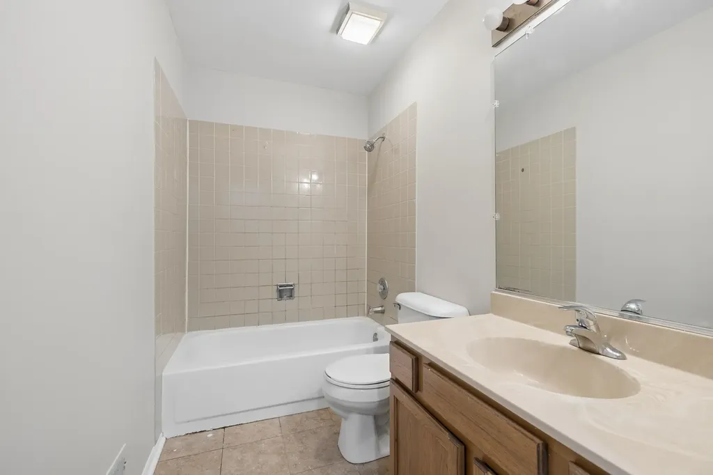 283 Meadowview Lane Aurora IL 60502