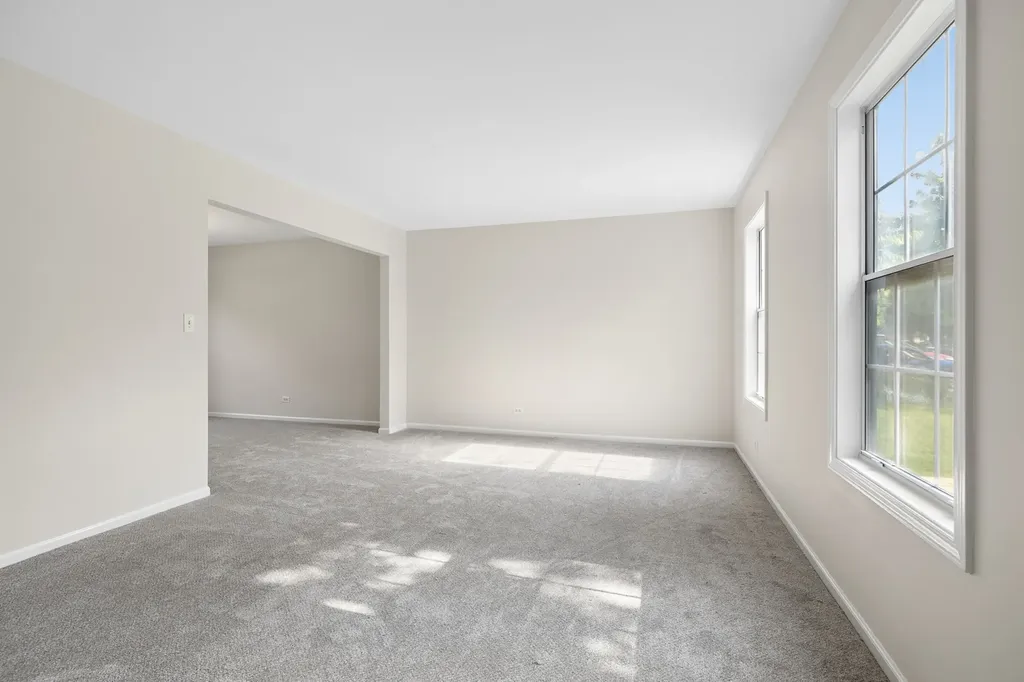 283 Meadowview Lane Aurora IL 60502