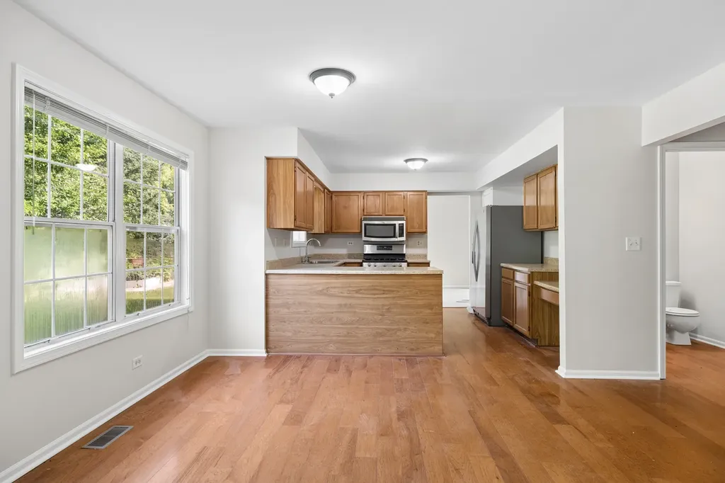 283 Meadowview Lane Aurora IL 60502