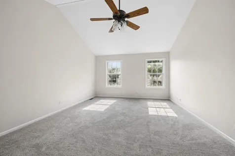 283 Meadowview Lane Aurora IL 60502