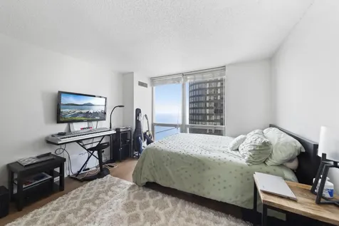 195 North Harbor Drive Chicago IL 60601
