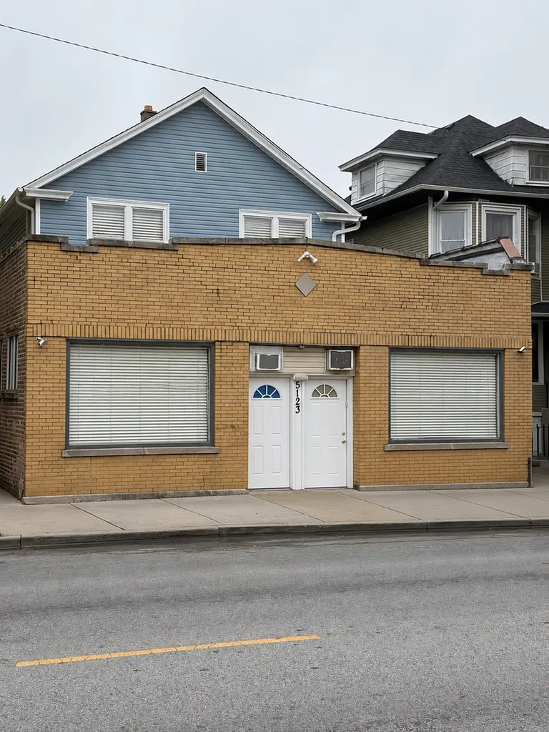 5123 West Montrose Avenue Chicago IL 60641