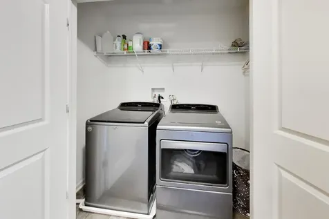 1175 Evergreen Avenue Des Plaines IL 60016