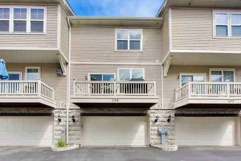 1175 Evergreen Avenue Des Plaines IL 60016