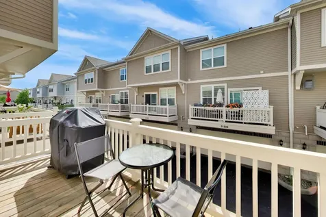 1175 Evergreen Avenue Des Plaines IL 60016