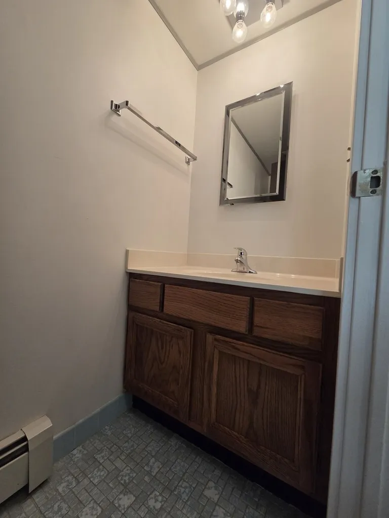 301 Gregory Street Aurora IL 60504
