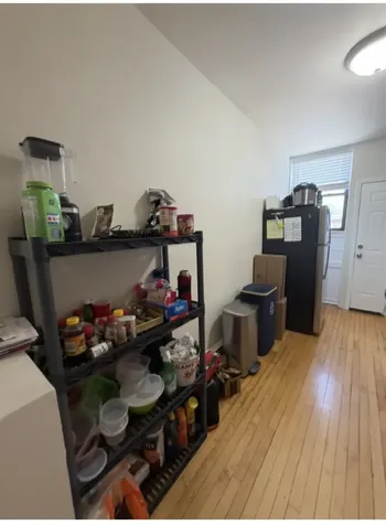 732 West Roscoe Street Chicago IL 60657