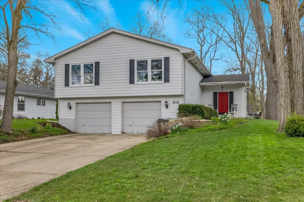 828 South Jefferson Street Batavia IL 60510