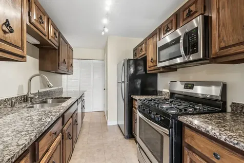 1781 Raleigh Lane Hoffman Estates IL 60169