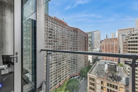 600 North Fairbanks Court Chicago IL 60611