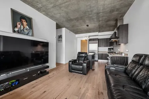 600 North Fairbanks Court Chicago IL 60611